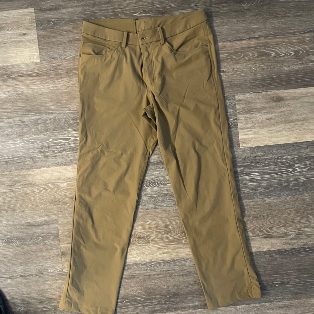 Lululemon ABC Classic Men’s Pants